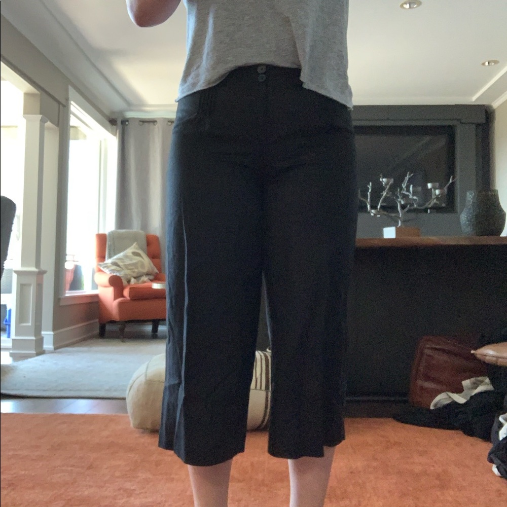 LOFT Black Linen Pants (GREAT CONDITION)